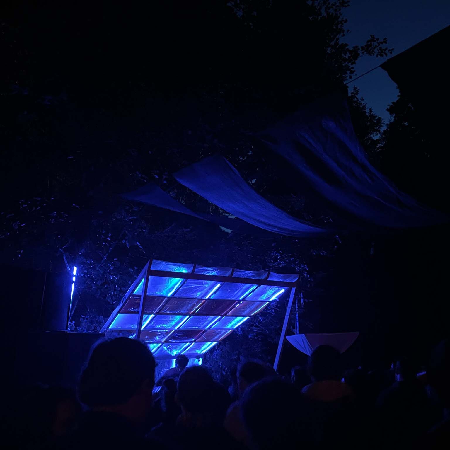 DJ Booth Tageslicht